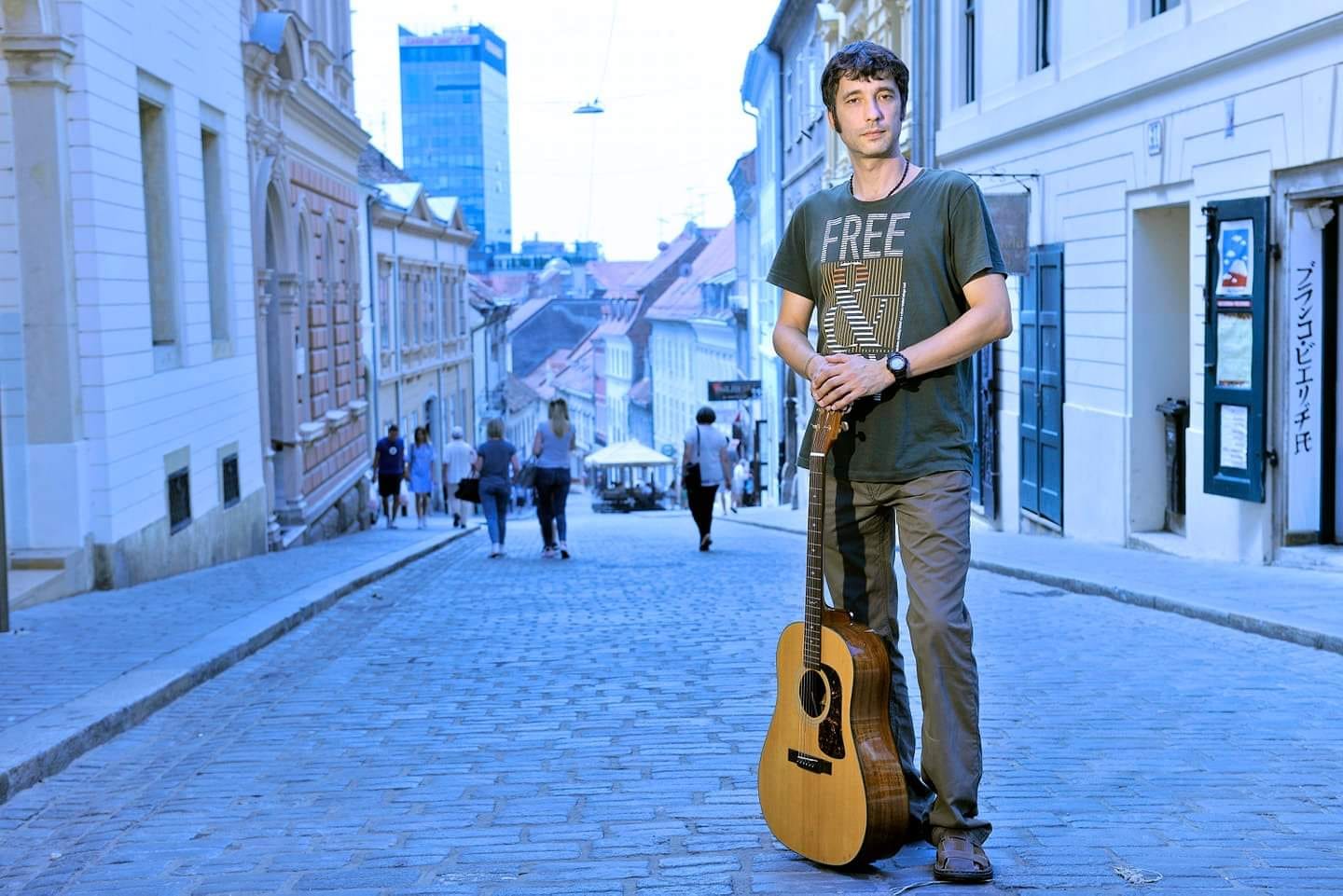 Read more about the article Krešimir Mišak: Acoustic night