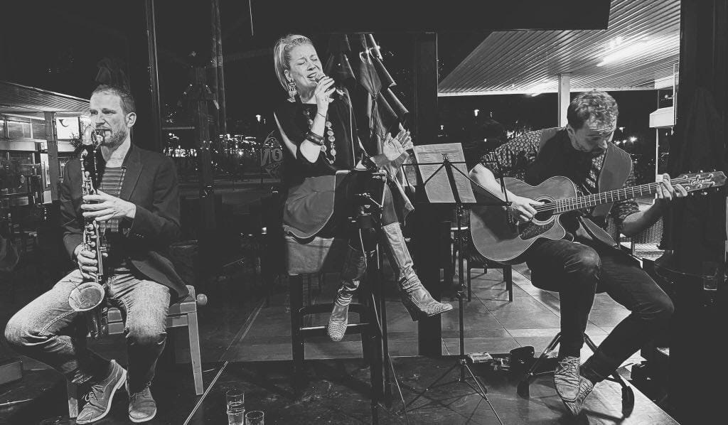 Read more about the article Trio Šleper – Šlageri za ugodnu večer