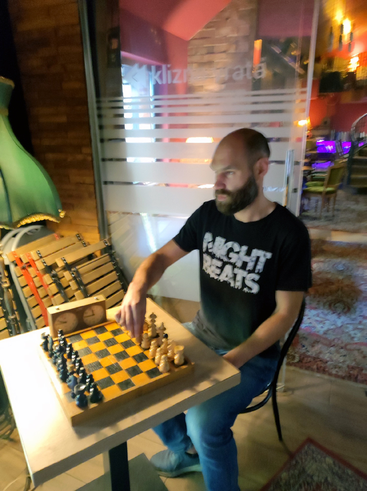 Read more about the article Šahovski izazov – Dino Muharemović