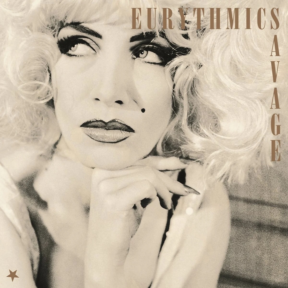 Read more about the article Godišnjica objavljivanja albuma Savage britanskoga dueta Eurythmics