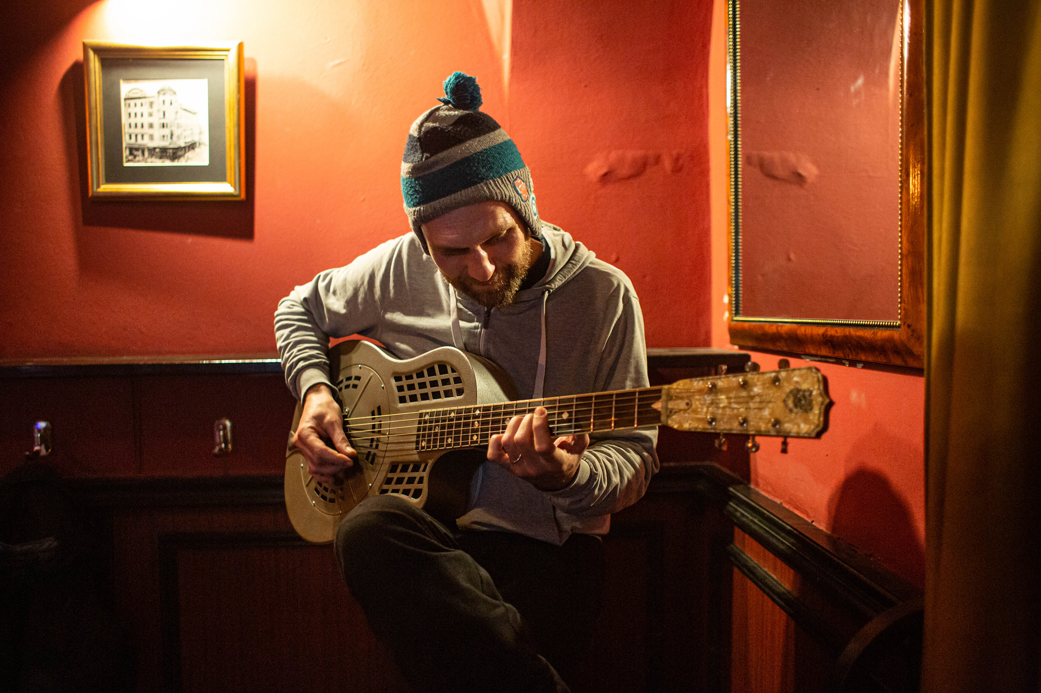 Read more about the article Tomi Novak: Acoustic blues night